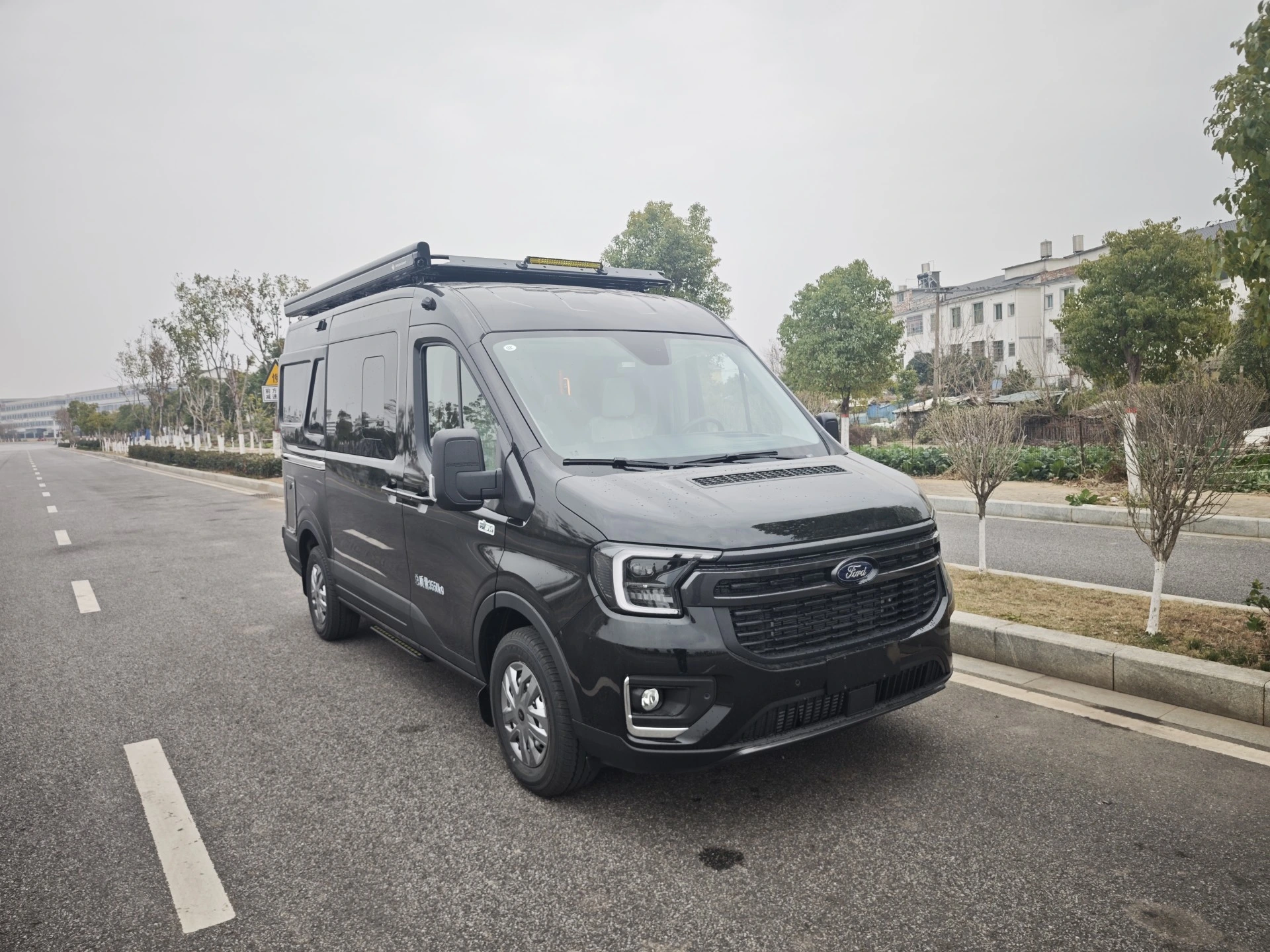 自在尚旅牌SLR5045XSYMJA6-S宿营车