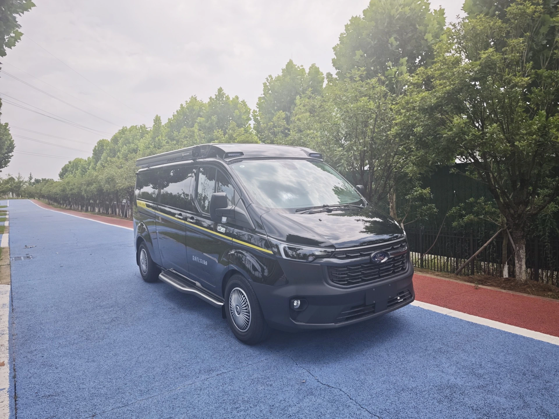 自在尚旅牌SLR5043XSYMJA6 宿营车