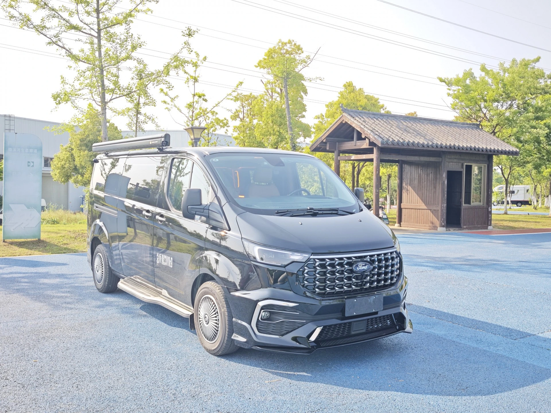 自在尚旅牌SLR5033XSYZJA6宿营车